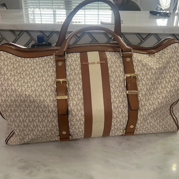Michael Kors Bedford XL Signature Logo Travel Weekender Bag - Picture 1 of 5